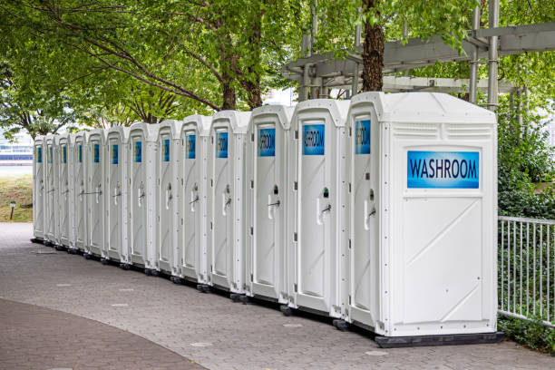 Best Portable bathroom rental  in Chehalis, WA